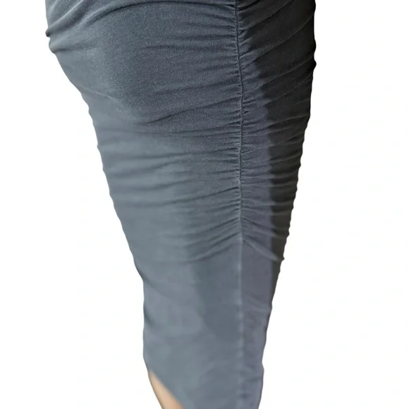 James Perse grey v neck fitted midi dress with ruched sides - Picture 4 of 7